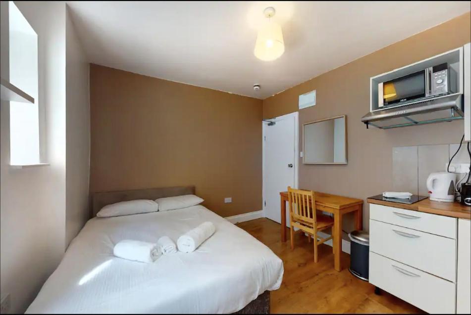 Апартаменти Private Self-Contained Studio Close To Hampstead, Golders Green & Camden Town Лондон Екстер'єр фото